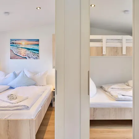 度假居 Ostseecamp Strandgefluester